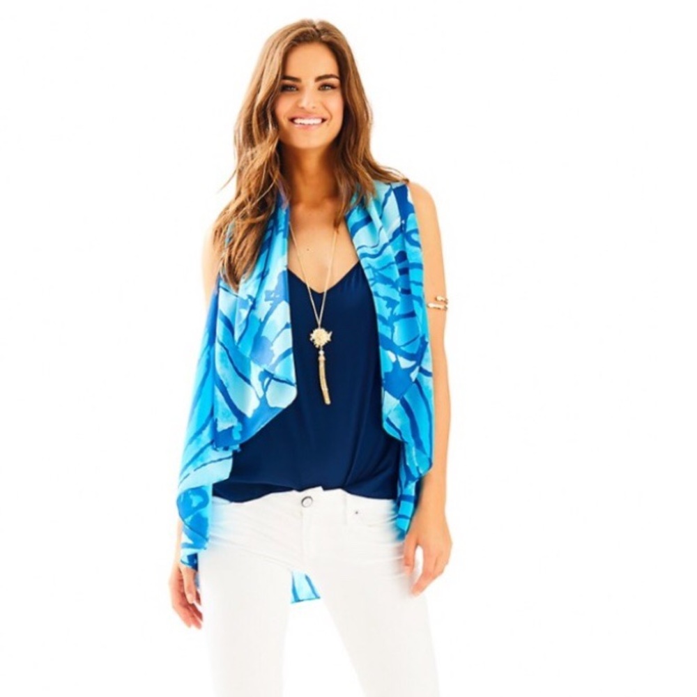 Lilly Pulitzer Stasia Silk Vest has a shawl color. - Picture 1 of 8